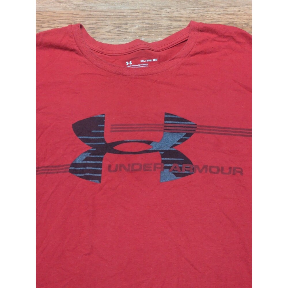 Under Armour Men's Short Sleeve Loose Fit‎ Heatgear T-shirt, Red, XXL